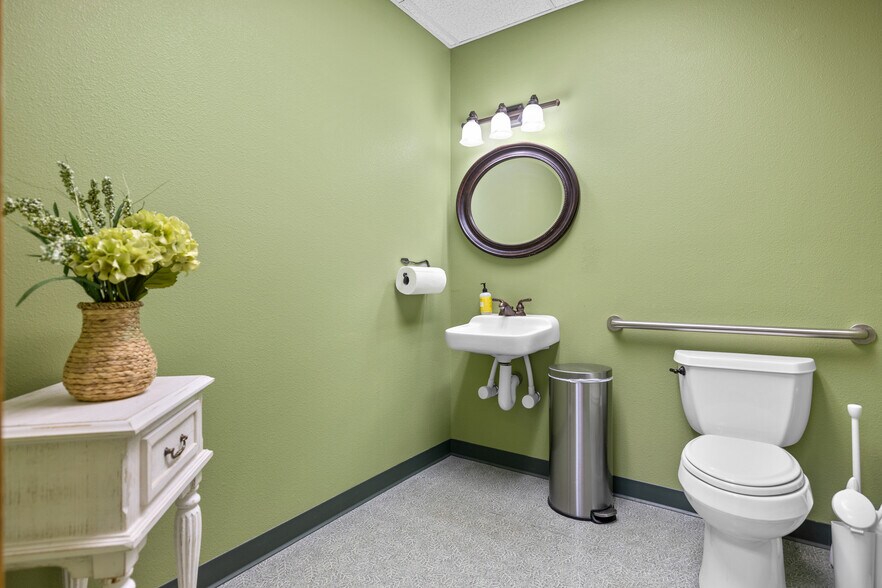 More Photos Of 195 Commons Loop, Kalispell Medical For Sale