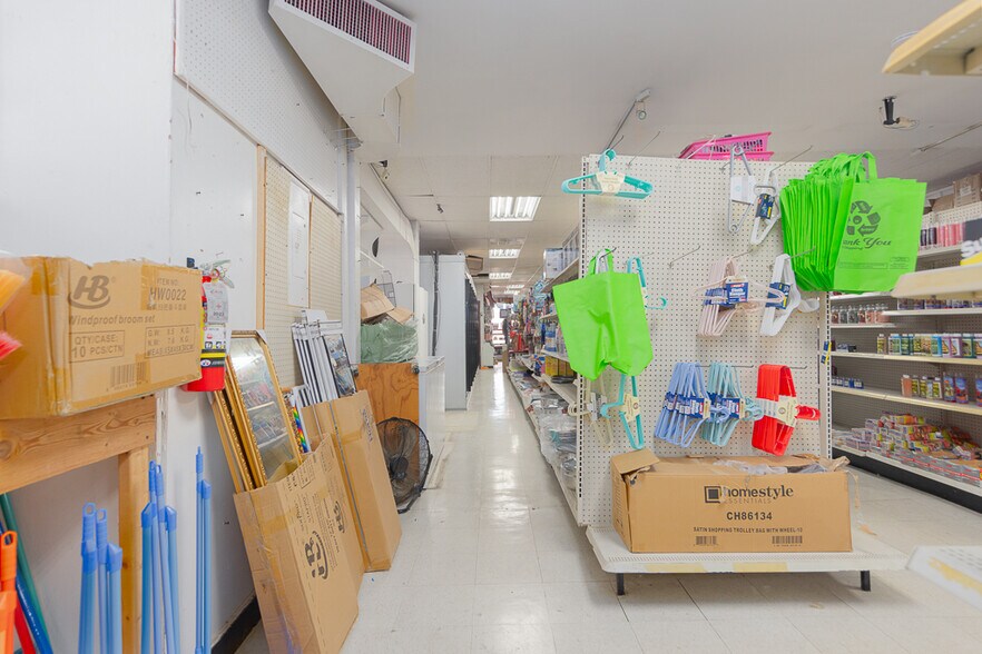 More Photos Of 7 New Main St, Haverstraw Storefront For Sale