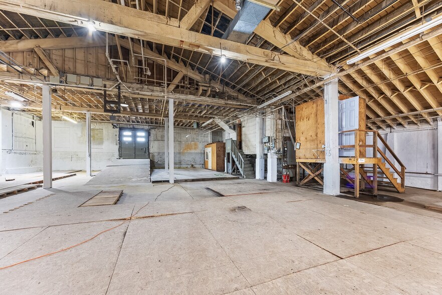 More Photos Of 50 Hulmeville Ave, Penndel Warehouse For Sale