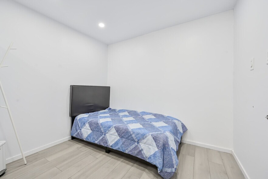 More Photos Of 6540 Twenty Rd, Hamilton Land For Sale