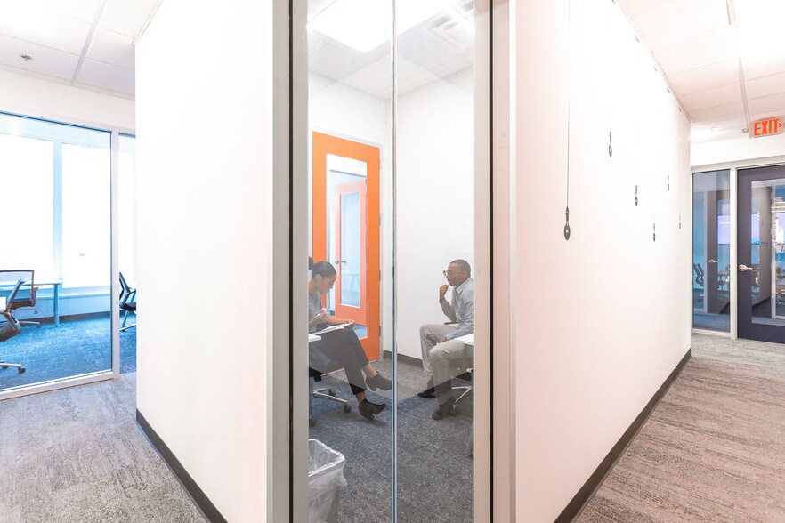 More Photos Of 137-151 W 4th St, Cincinnati Office For Lease