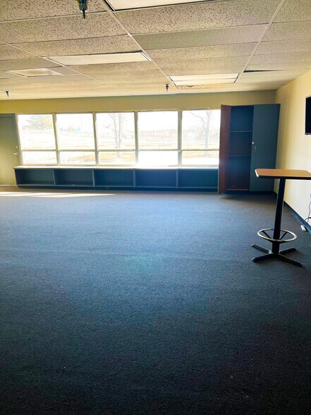 More Photos Of 2100 W 90th Ave, Denver Schools For Lease