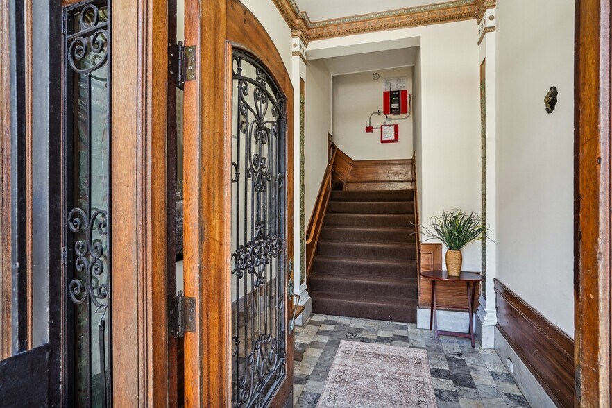 More Photos Of 105-111 Richland Ave, San Francisco Apartments For Sale