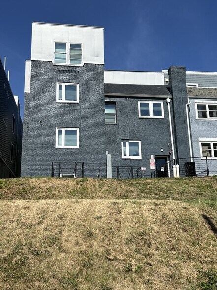Primary Photo Of 1944 3rd St Ne, Washington Apartments For Sale