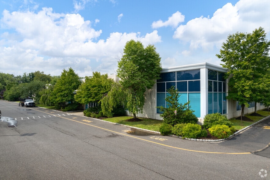 Primary Photo Of 311 Veterans Hwy, Levittown Office For Lease
