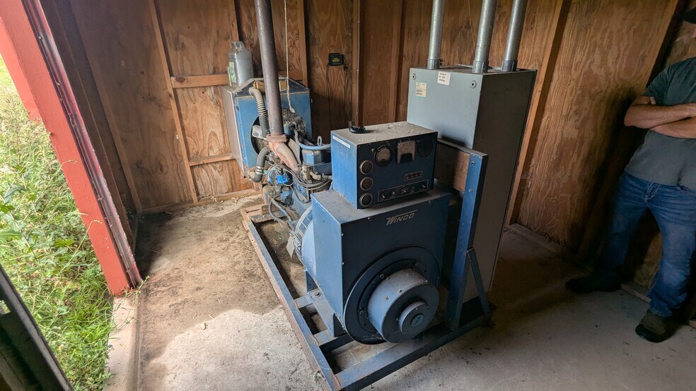 More Photos Of 62748 MN-7, Hutchinson Industrial For Sale