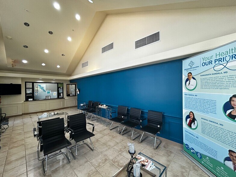 More Photos Of 3519 Town Center Blvd, Sugar Land Medical For Lease