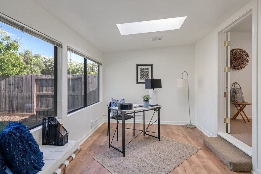 More Photos Of 596 1st St W, Sonoma Office For Lease