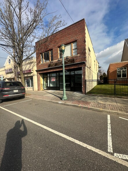 Primary Photo Of 165 Larkfield Rd, East Northport Office Residential For Lease