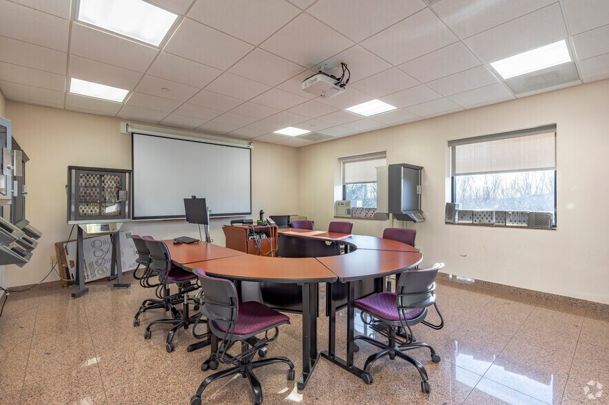 More Photos Of 2 Morse Rd, Oxford Warehouse For Sale