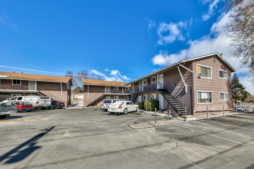 More Photos Of 420 Lee St, Carson City Apartments For Sale