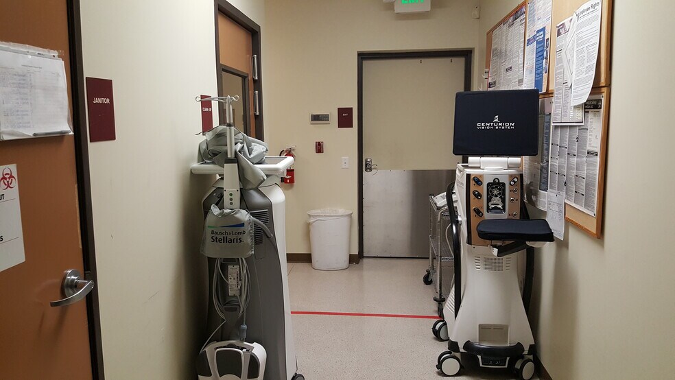 More Photos Of 830 S Citrus Ave, Azusa Medical For Lease