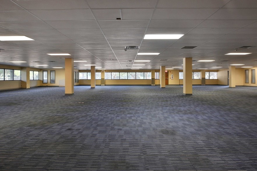 More Photos Of 5626 Frantz Rd, Dublin Loft Creative Space For Lease