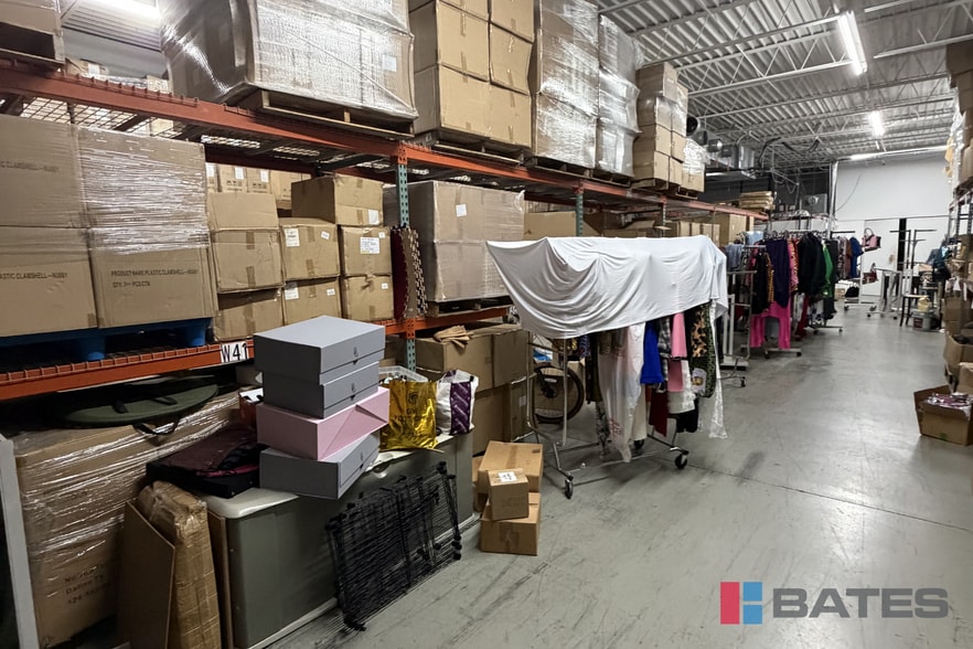 More Photos Of 1027 Mississippi Ave, Dallas Light Distribution For Lease