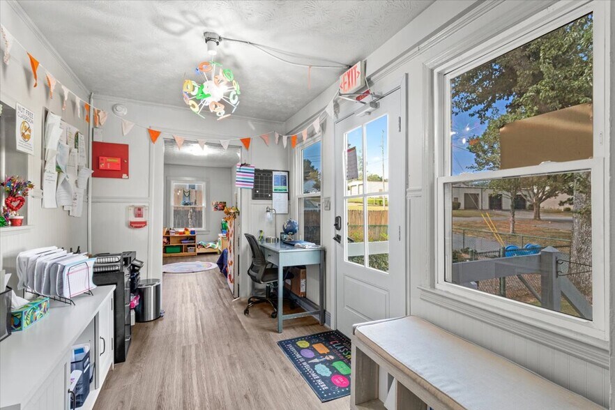 More Photos Of 57 Merritt St SE, Marietta Daycare Center For Sale