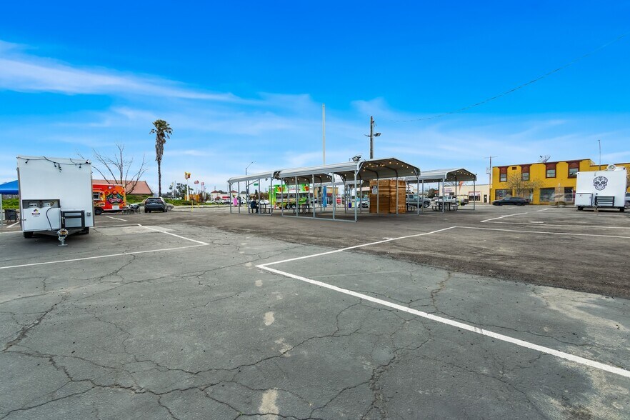 More Photos Of 1616 Martin Luther King Jr Way, Merced Land For Sale