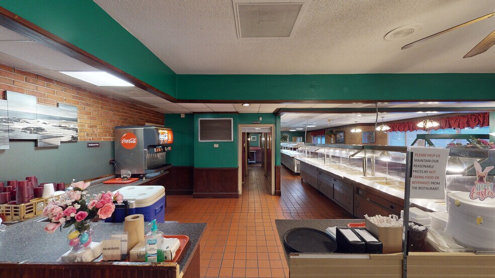 More Photos Of 1102 W Spring St, Monroe Restaurant For Sale