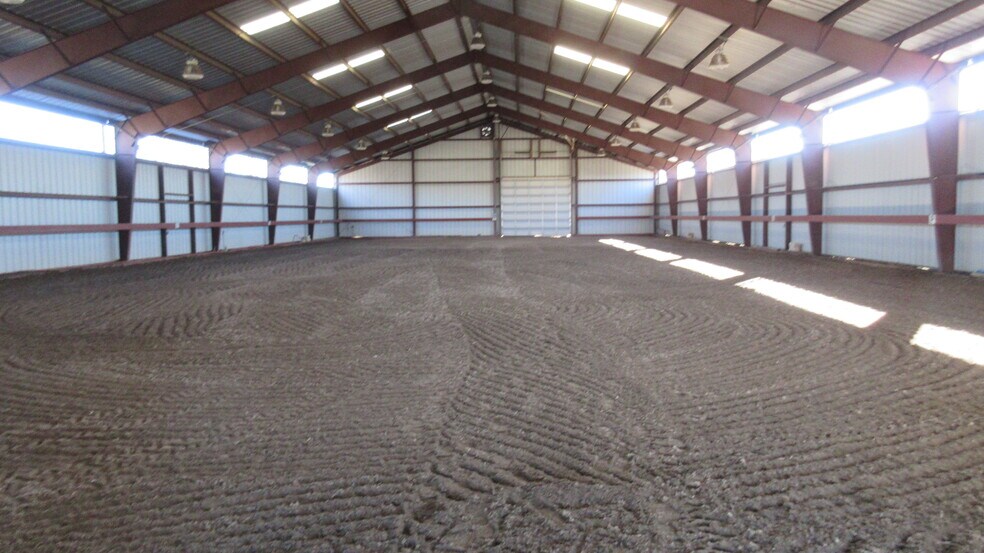 More Photos Of 1502 University Pky, Yakima Warehouse For Sale