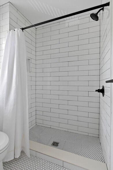 More Photos Of 2608 E Marshall St, Richmond Apartments For Sale