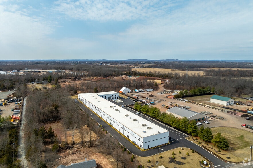 More Photos Of 315 Roycefield Rd, Hillsborough Warehouse For Lease