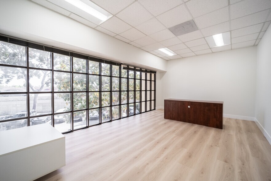 More Photos Of 3505 Cadillac Ave, Costa Mesa Office For Lease