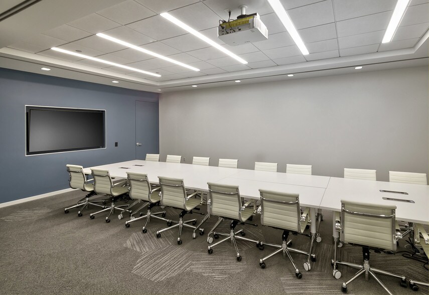 More Photos Of 8521 Leesburg Pike, Vienna Office For Lease