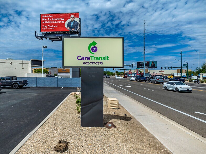 More Photos Of 18432 N Cave Creek Rd, Phoenix Flex For Lease