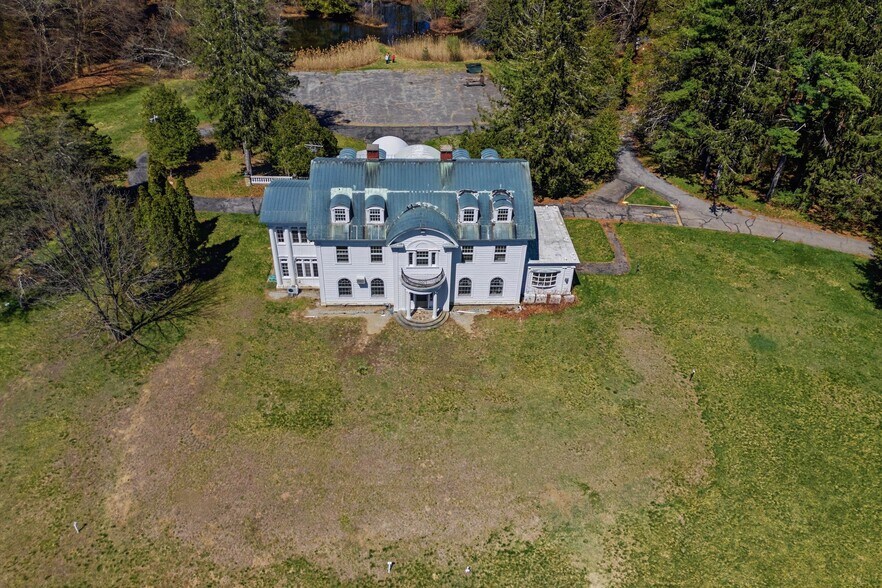 More Photos Of 2255 Ballston Ave, Saratoga Springs Restaurant For Sale