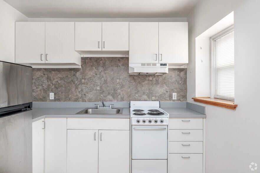 More Photos Of 2 Crandall St, Binghamton Apartments For Sale