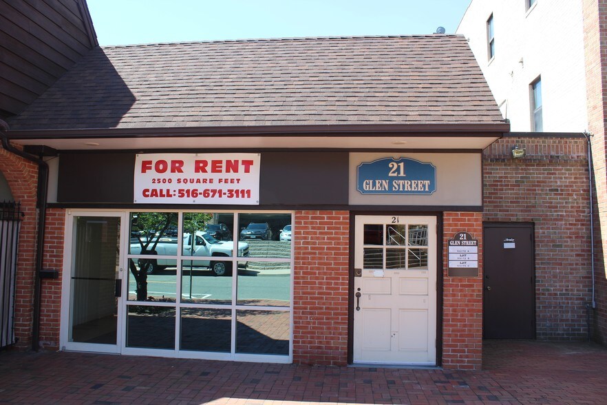 More Photos Of 17-21 Glen St, Glen Cove Storefront Retail Office For Lease