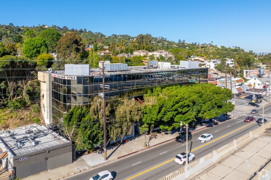 More Photos Of 3151 Cahuenga Blvd W, Los Angeles Office For Lease