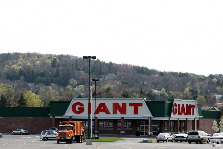 800840 Hooper Rd, Endwell, NY 13760 Retail For Lease