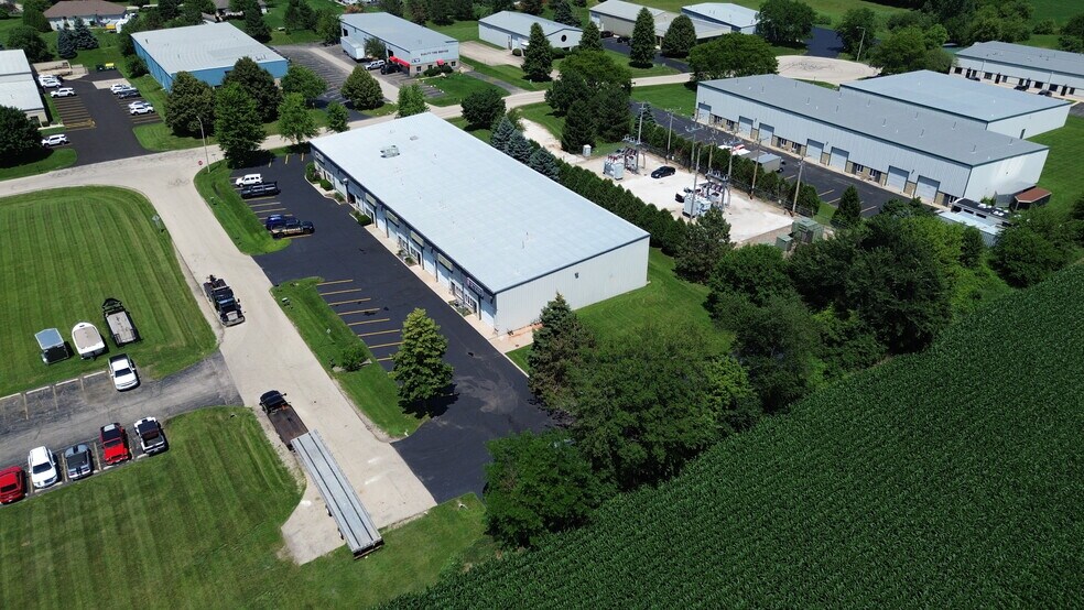More Photos Of 5390-5400 Fieldstone Way, Johnsburg Warehouse For Sale