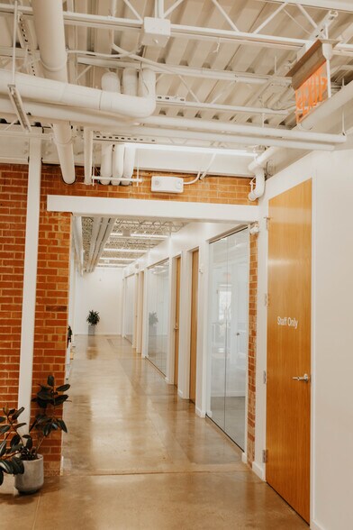 More Photos Of 1214 N Hudson Ave, Oklahoma City Loft Creative Space For Lease