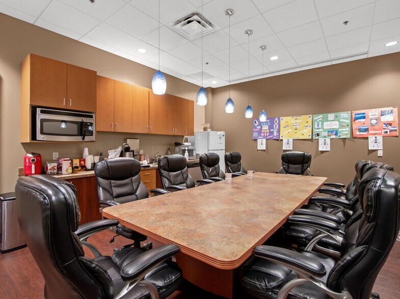 More Photos Of 6950 E Chauncey Ln, Phoenix Medical For Lease