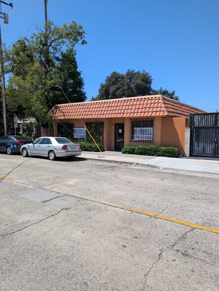 More Photos Of 1614 French St, Santa Ana Medical For Sale