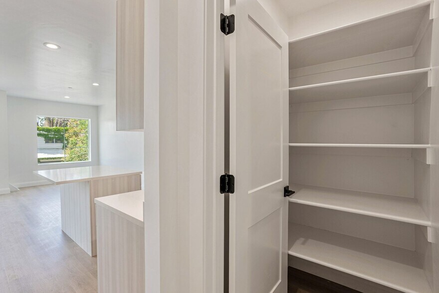 More Photos Of 321 E 2100 S, Salt Lake City Apartments For Sale