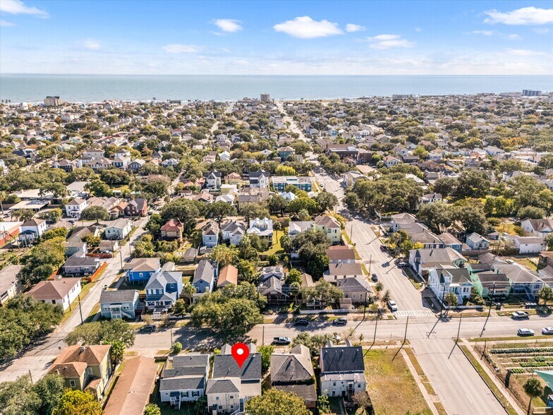 More Photos Of 3216 Ursuline St, Galveston Multifamily For Sale