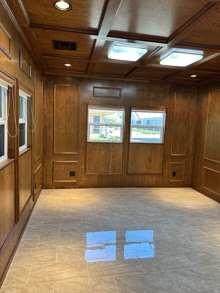 More Photos Of 1818 Grand Canal Blvd, Stockton Office For Lease