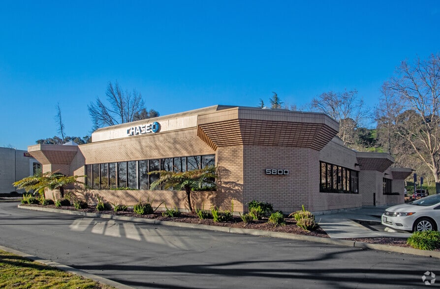 More Photos Of 5800 Stoneridge Mall Rd, Pleasanton Bank For Sale