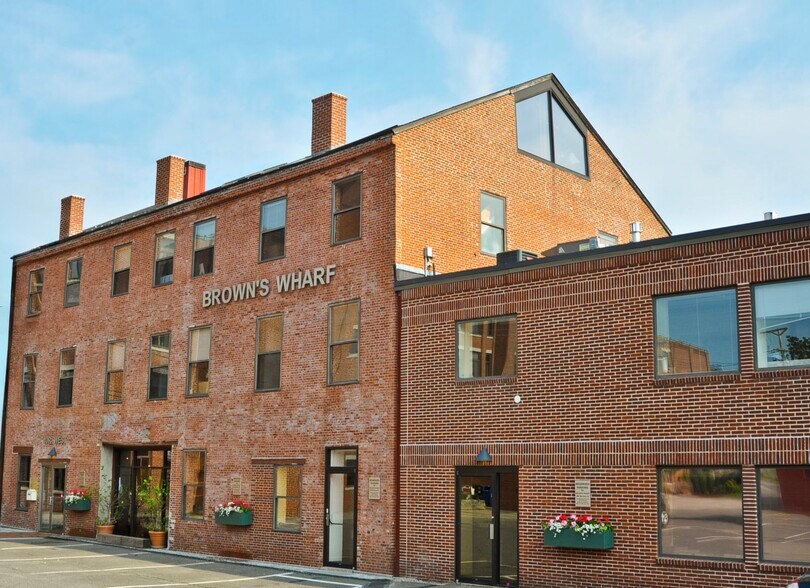 More Photos Of 40R Merrimac St, Newburyport Loft Creative Space For Lease