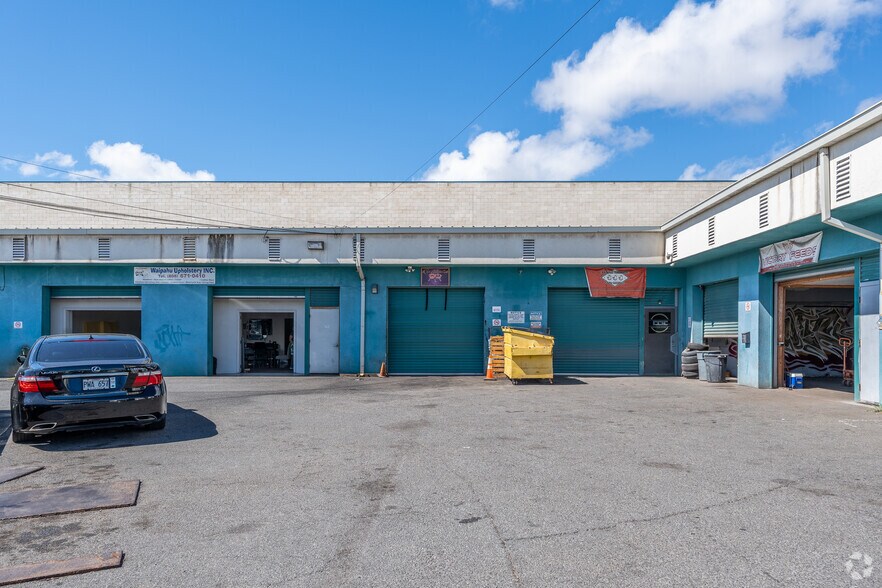 More Photos Of 94-138 Leoleo St, Waipahu Warehouse For Lease