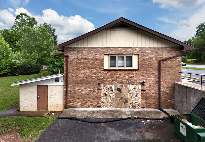 More Photos Of 10 Deer Crossing Trl, Blairsville Office For Lease