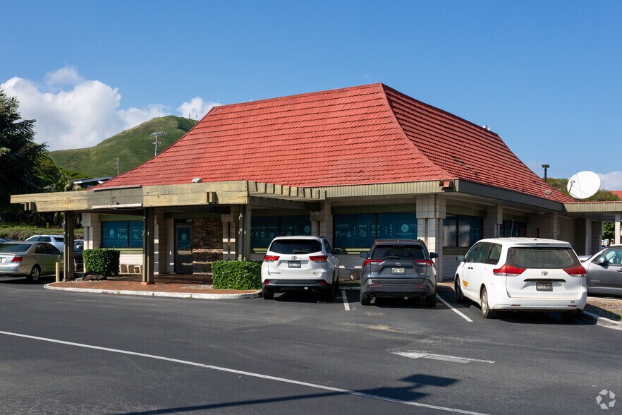 More Photos Of 25 Kaneohe Bay Dr, Kailua Unknown For Lease