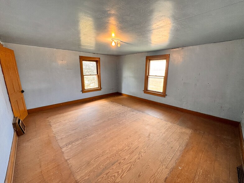 More Photos Of 15 GLECOE Rd, Dellroy Land For Sale