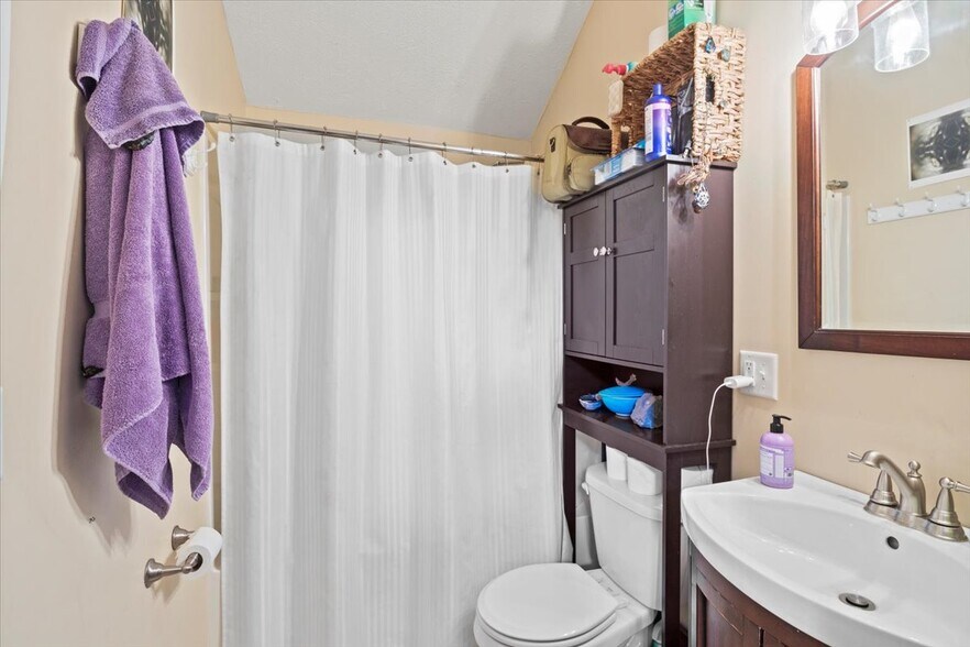 More Photos Of 8732 Main St, Honeoye Freestanding For Sale