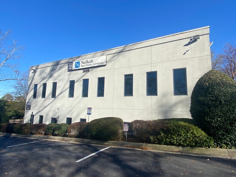 More Photos Of 3669 N Peachtree Rd, Atlanta Office For Lease