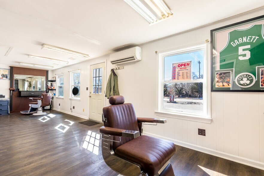 More Photos Of 1772 Main St, Chatham Freestanding For Sale