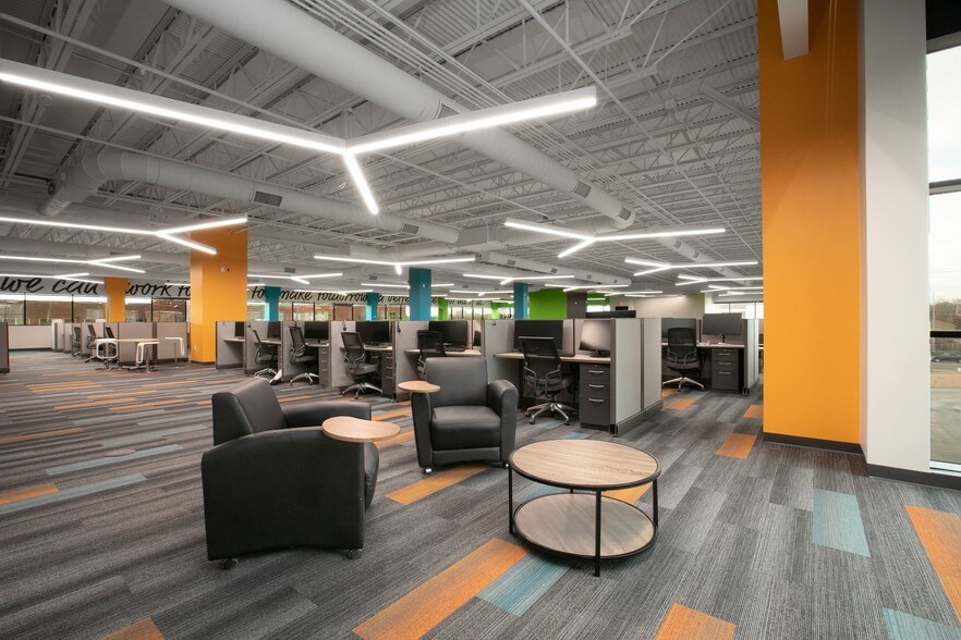 More Photos Of 775 W Broad St, Columbus Medical For Lease