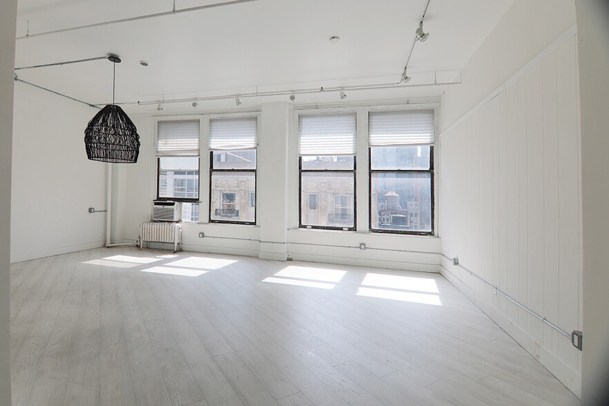 More Photos Of 39-41 W 31st St, New York Office For Lease